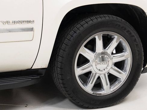 Used 2010 GMC Yukon SLT image 63