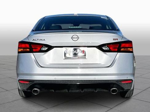 Certified 2024 Nissan Altima 2.5 SR w/ SR Premium Package image 5