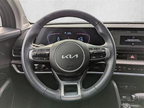 Used 2024 Kia Sportage EX image 15