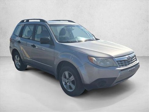 Used 2011 Subaru Forester 2.5X AWD/4WD image 3