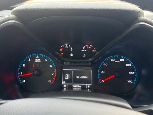 Used 2015 Chevrolet Colorado LT AWD/4WD image 9