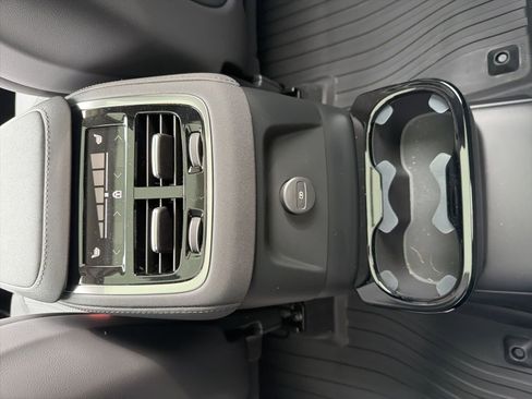 New 2026 Volvo XC90 T8 Plus w/ Protection Package Premier image 75