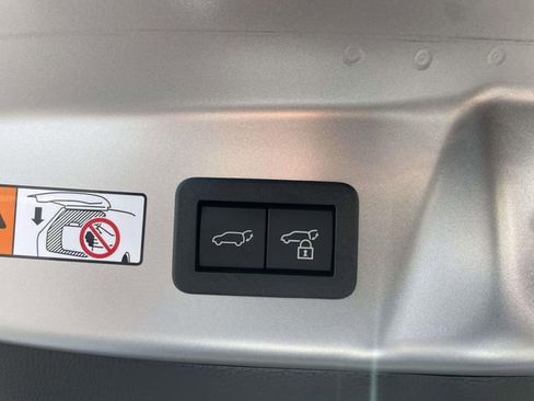 Used 2026 Toyota Prius Plug-In Hybrid w/ Limited Premium Package FWD image 9