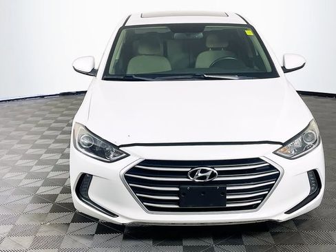 Used 2018 Hyundai Elantra Value Edition FWD image 3
