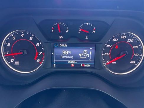 Used 2024 Chevrolet Camaro LT w/ Technology Package image 18