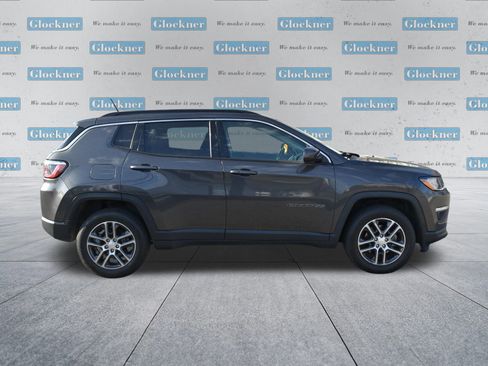 Used 2018 Jeep Compass Latitude w/ Cold Weather Group image 31