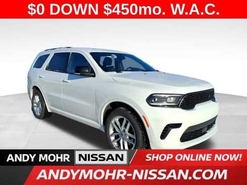 Used 2024 Dodge Durango GT image 2