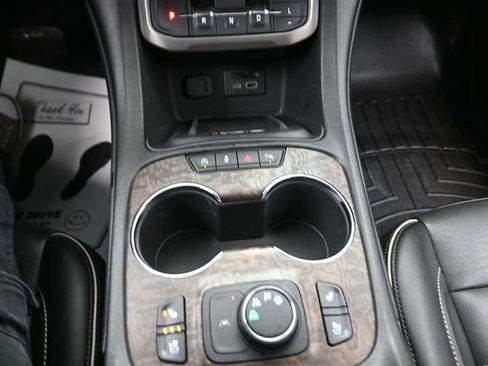 Used 2023 GMC Acadia Denali w/ Black Diamond Edition AWD/4WD image 11