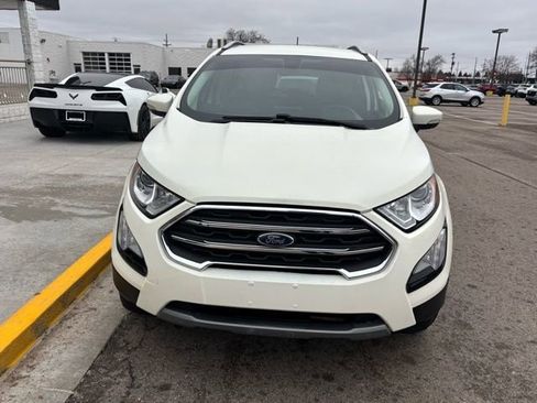 Used 2022 Ford EcoSport Titanium image 2