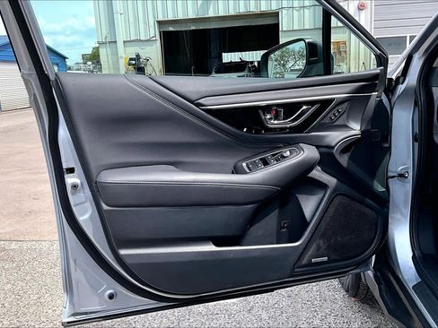 Used 2021 Subaru Outback Limited w/ Popular Package #2 image 21