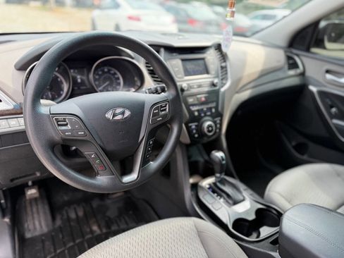 Used 2018 Hyundai Santa Fe Sport image 15