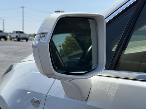 Used 2020 Cadillac XT5 Premium Luxury w/ Platinum Package image 40