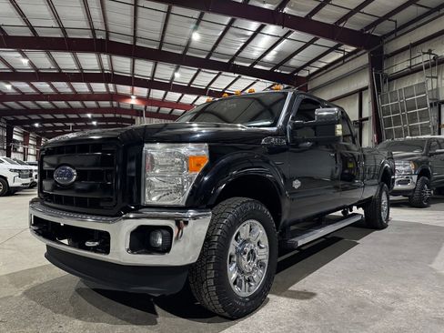 Used 2016 Ford F350 King Ranch w/ King Ranch w/Chrome Package image 9