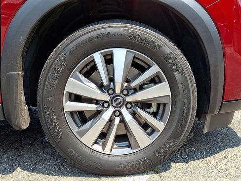 Certified 2023 Nissan Pathfinder SL w/ Cargo Package AWD/4WD image 9