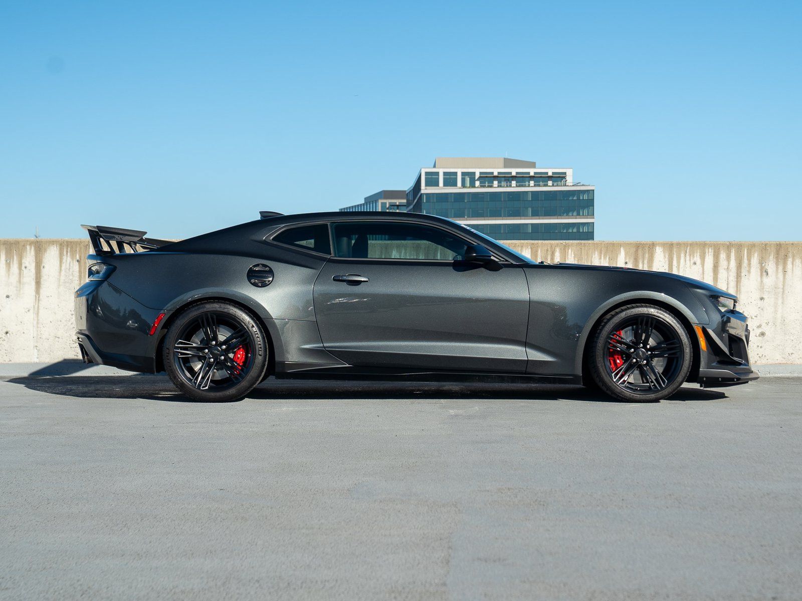Used 2018 Chevrolet Camaro ZL1 RWD image 6