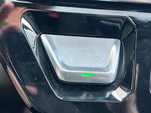 Used 2025 GMC Sierra 1500 Denali w/ Denali Reserve Package AWD/4WD image 19
