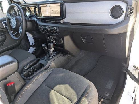 Used 2024 Jeep Wrangler Sport S image 21