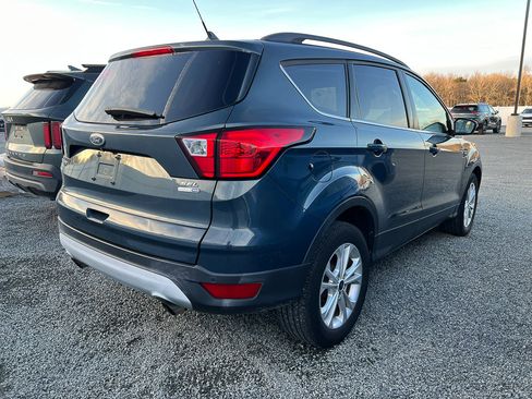 Used 2019 Ford Escape SEL image 5