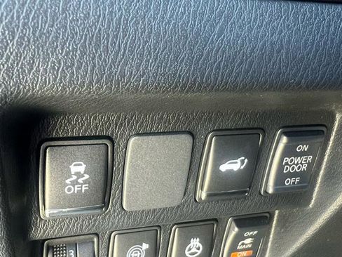 Used 2013 INFINITI JX35 AWD w/ Premium Pkg image 16