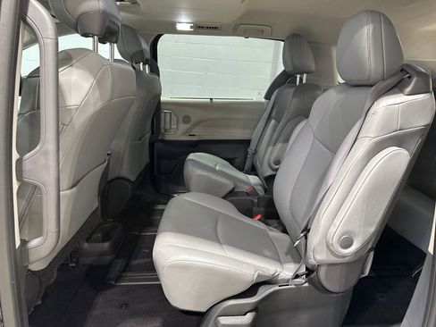 Certified 2024 Toyota Sienna XLE image 16