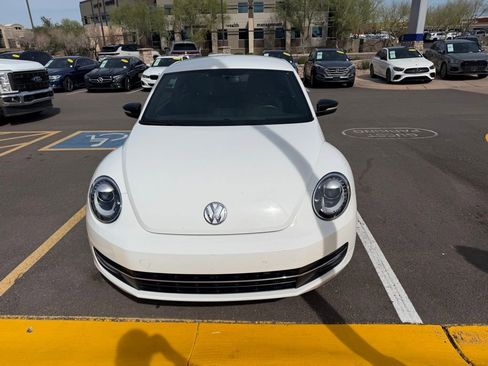 Used 2012 Volkswagen Beetle Turbo image 2