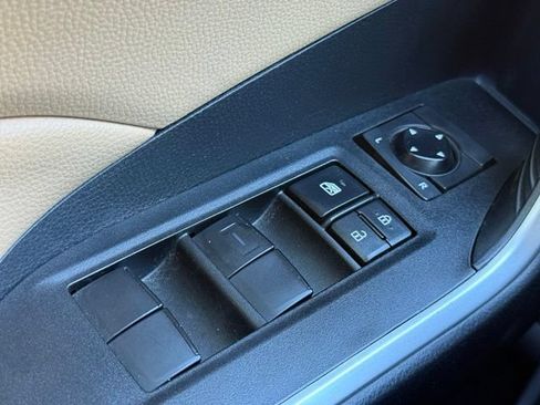 Used 2023 Toyota RAV4 LE AWD/4WD image 24