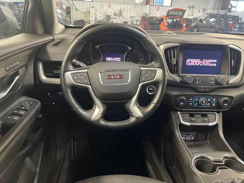 Used 2023 GMC Terrain SLT w/ LPO, Floor Liner Package AWD/4WD image 17