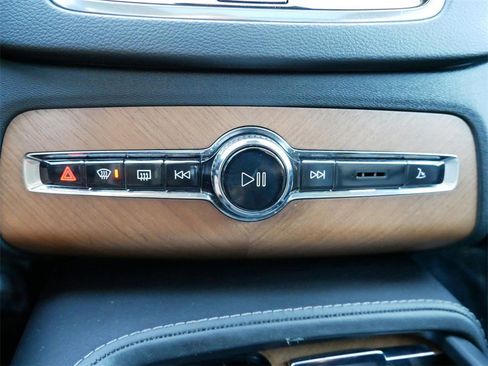 Used 2020 Volvo XC90 T6 Inscription image 22