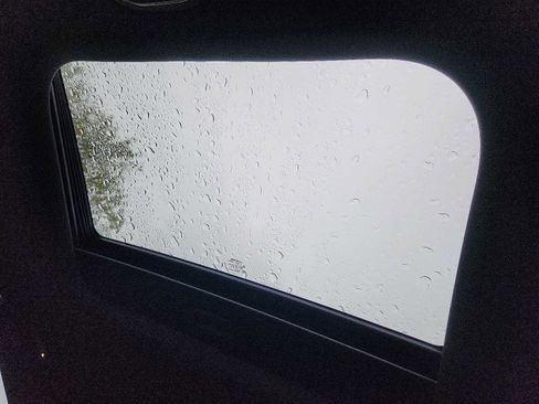 New 2025 Jeep Grand Cherokee L Altitude image 10