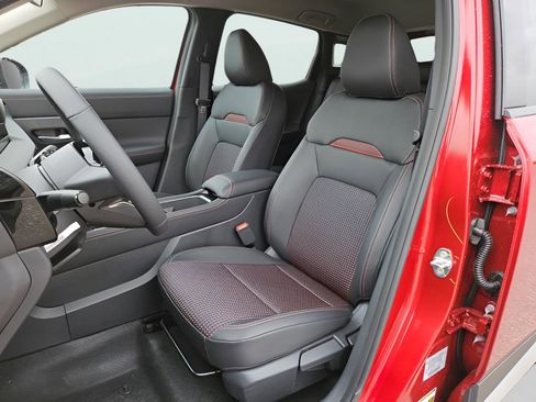 New 2026 Nissan Kicks SR w/ Cold Weather Package FWD image 12