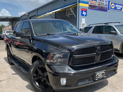 Used 2018 RAM 1500 Lone Star image 1