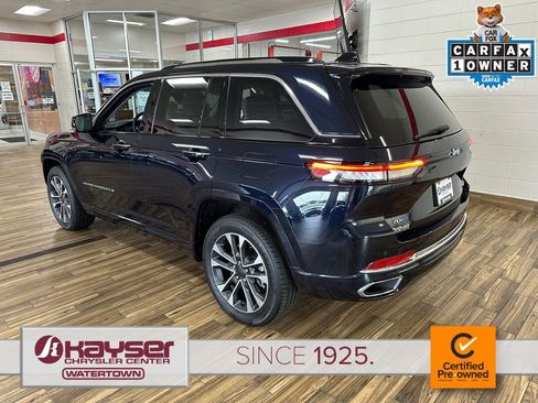 Certified 2022 Jeep Grand Cherokee Overland AWD/4WD image 3