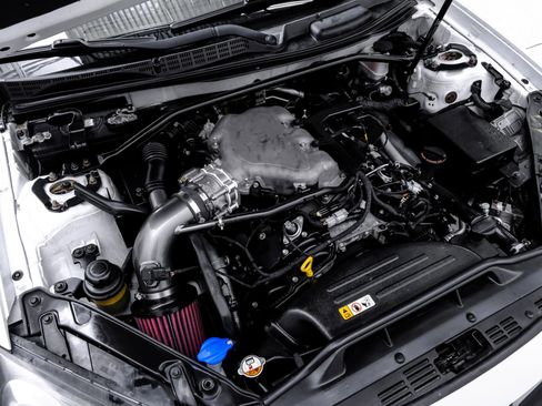 Used 2016 Hyundai Genesis Coupe 3.8 image 53