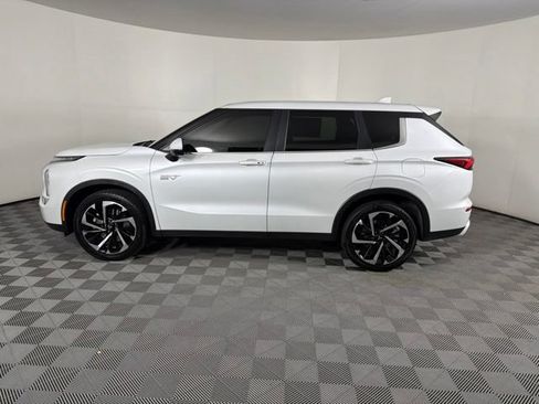 Used 2024 Mitsubishi Outlander SE AWD/4WD image 23