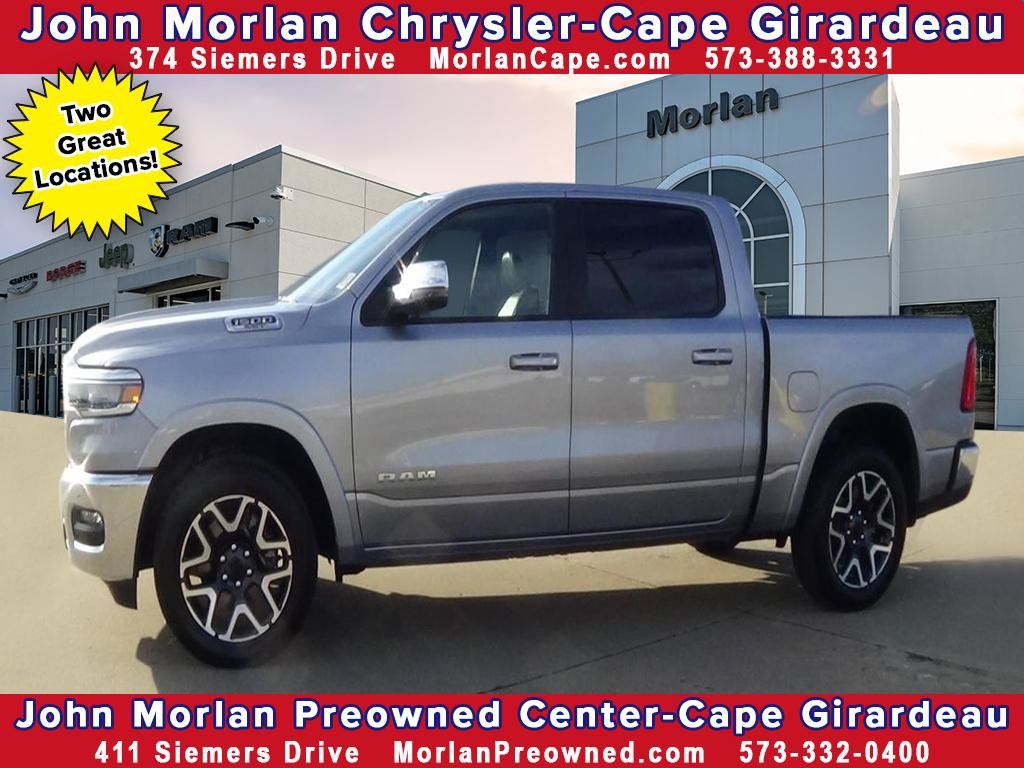 Used 2025 RAM 1500 Laramie AWD/4WD image 1