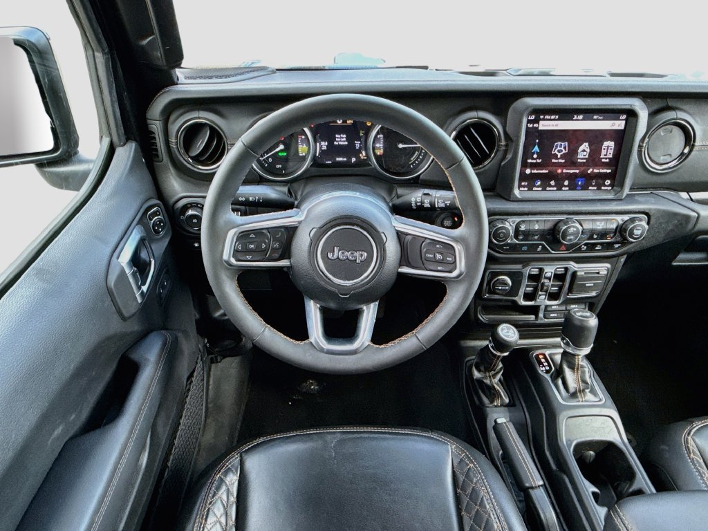Used 2023 Jeep Wrangler Unlimited Sahara AWD/4WD image 26