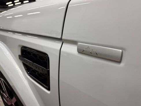 Used 2016 Land Rover LR4 HSE LUX AWD/4WD image 17