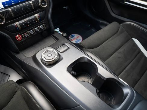 Used 2020 Ford Mustang Shelby GT500 w/ Technology Package RWD image 32