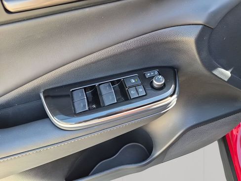 Used 2025 Toyota Crown Signia w/ Advanced Technology Package AWD/4WD image 29