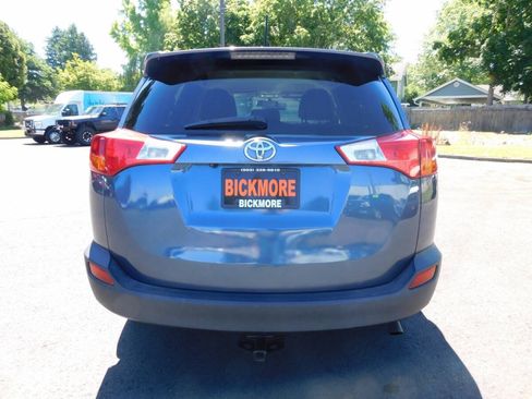 Used 2013 Toyota RAV4 LE AWD/4WD image 22