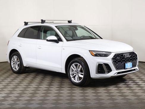 Used 2022 Audi Q5 2.0T Premium image 2