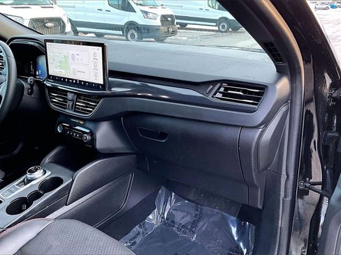 Certified 2023 Ford Escape ST-Line w/ Tech Pack #1 image 15