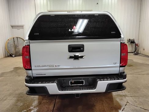 Used 2019 Chevrolet Colorado LT w/ LT Convenience Package AWD/4WD image 8