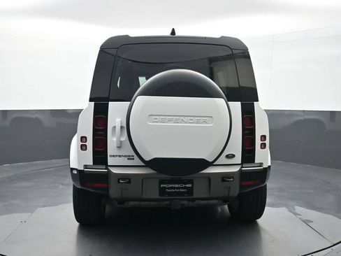 Used 2021 Land Rover Defender 110 X-Dynamic HSE AWD/4WD image 19