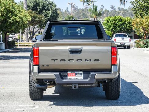 Used 2024 Toyota Tacoma TRD Off-Road w/ TRD Off Road Upgrade Package AWD/4WD image 9