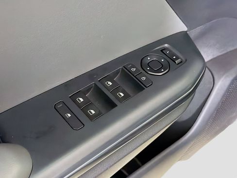 Used 2025 Kia K4 FWD image 21