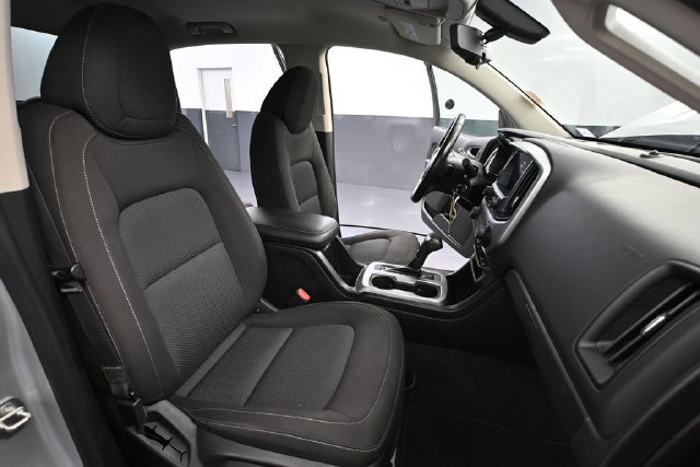 Used 2019 Chevrolet Colorado LT AWD/4WD image 38