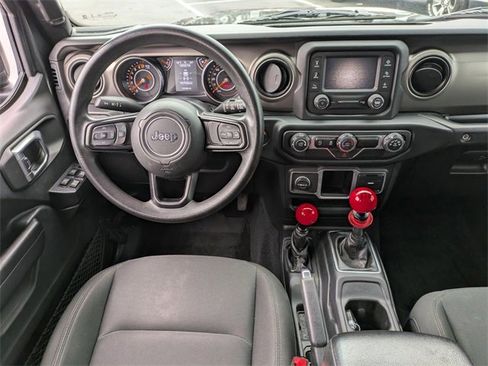 Used 2018 Jeep Wrangler Unlimited Sport image 15