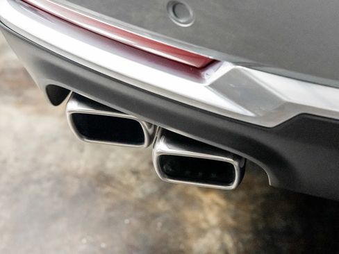 Used 2025 GMC Yukon Denali w/ Sun & Power Step Package image 22