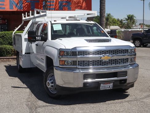 Used 2019 Chevrolet Silverado 3500 W/T w/ WT Convenience Package RWD image 2